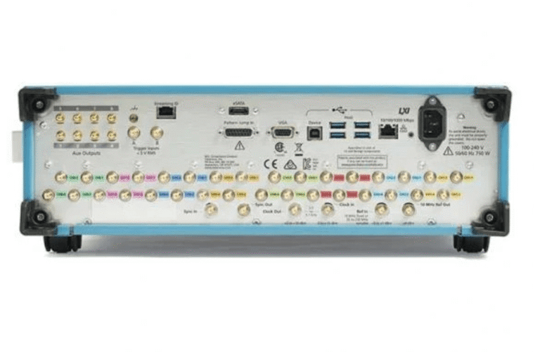 GERADOR-DE-FUNCAO-AWG5200-TEKTRONIX-CONEXOES-TRASEIRAS